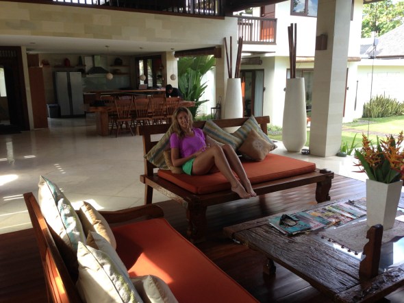 Bring it. A lounge with no walls.